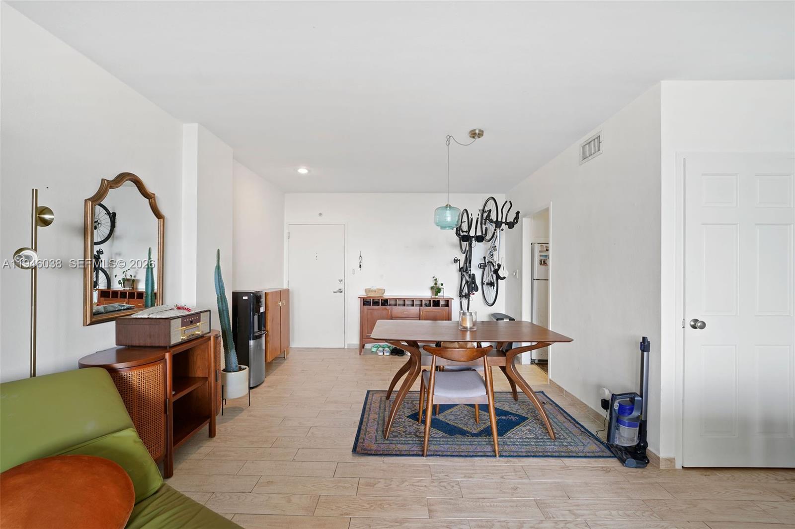 3301 NE 5th Ave # 416