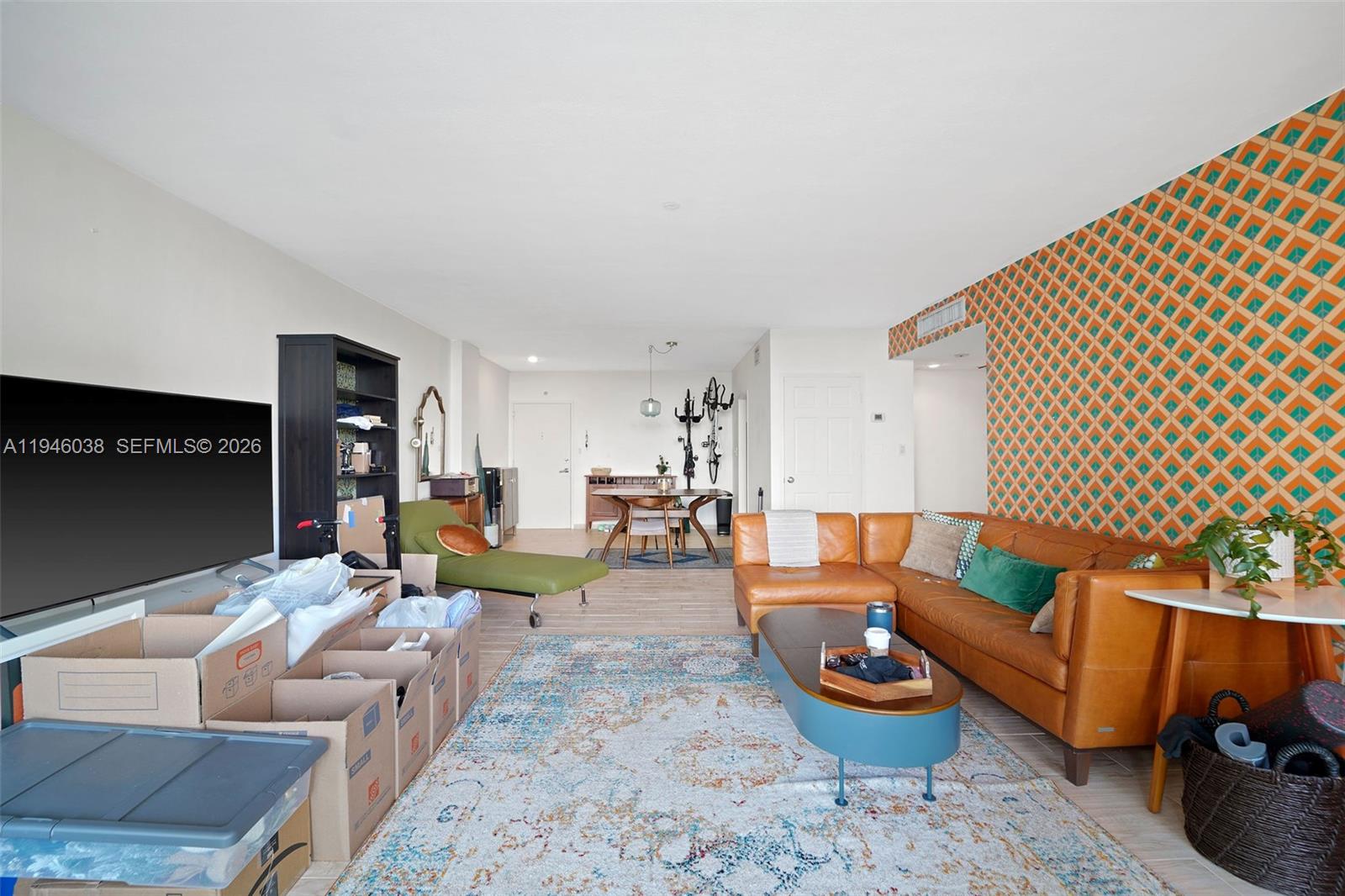 3301 NE 5th Ave # 416