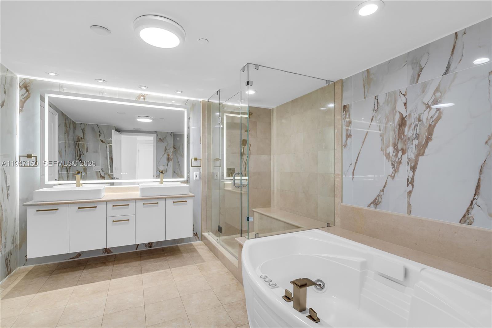 3101 S Ocean Dr # 2605