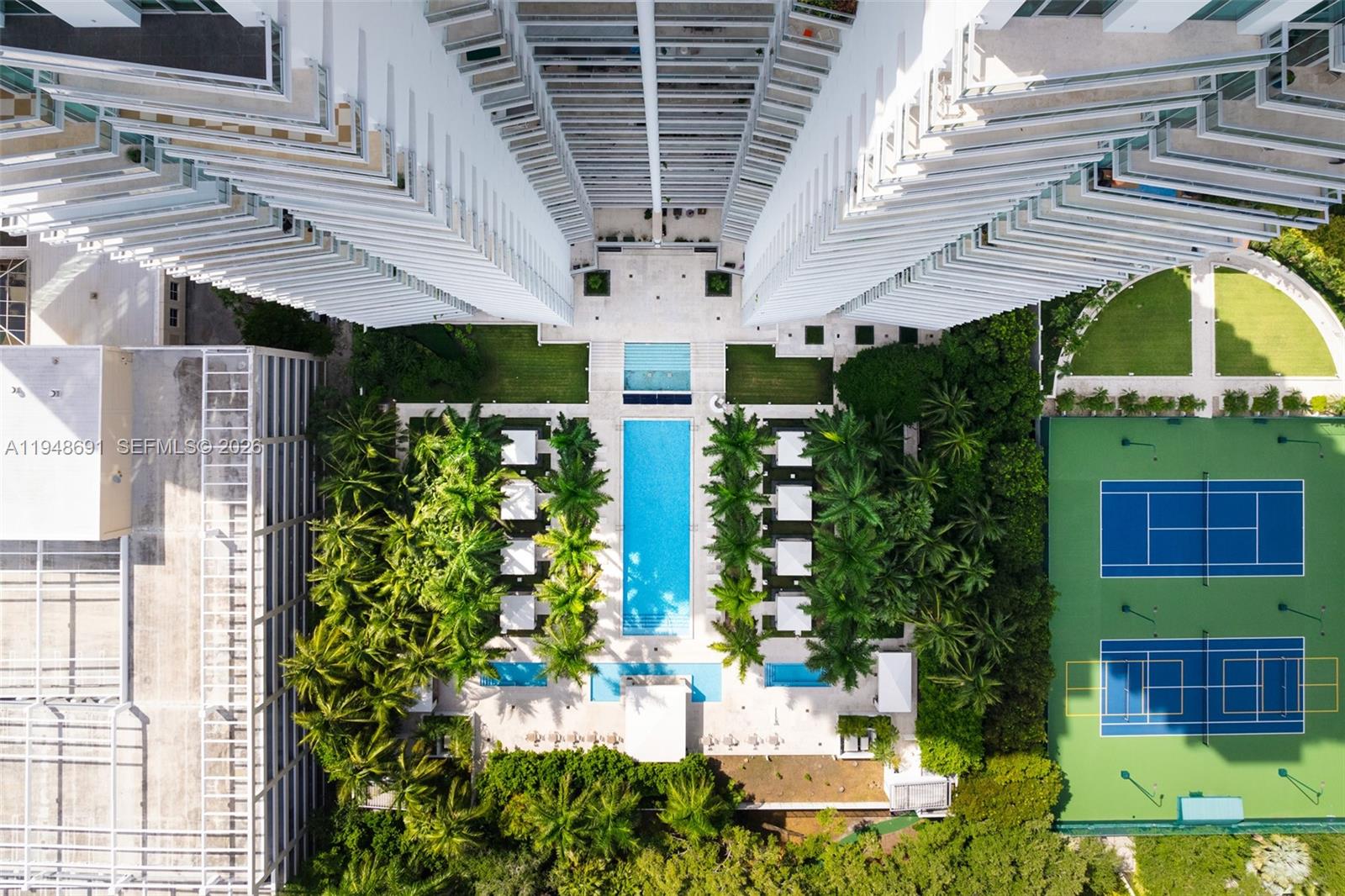 2627 S Bayshore Dr # 1803