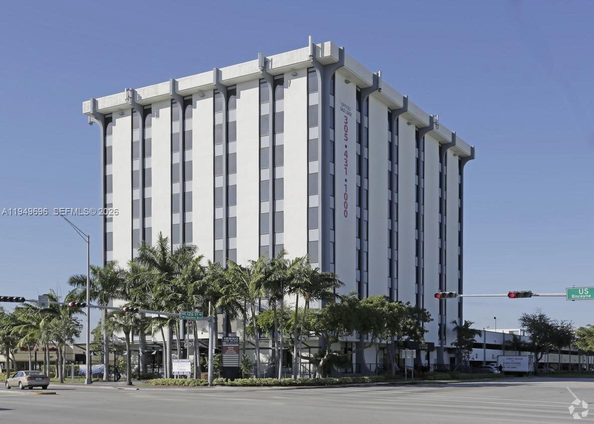 12550 Biscayne Blvd # 403