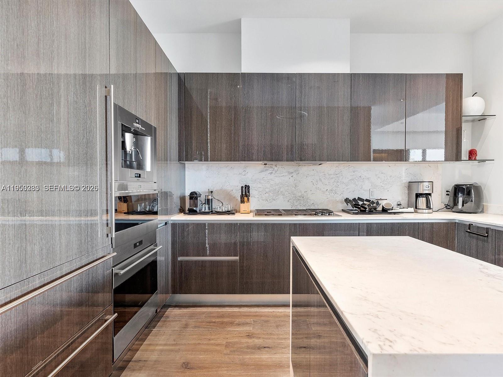 3250 NE 188th St Unit: UPH02 + ROOFTOP W/ POOL