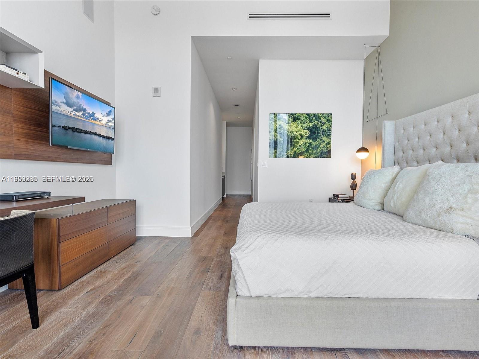 3250 NE 188th St Unit: UPH02 + ROOFTOP W/ POOL