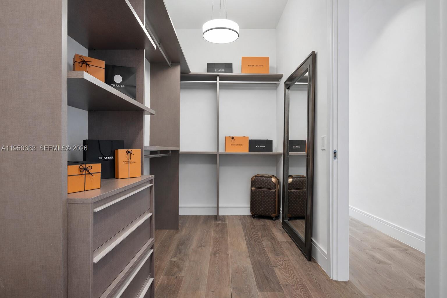 3250 NE 188th St Unit: UPH02 + ROOFTOP W/ POOL