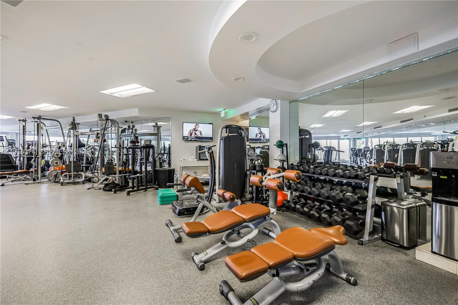 9601 Collins Ave # T3