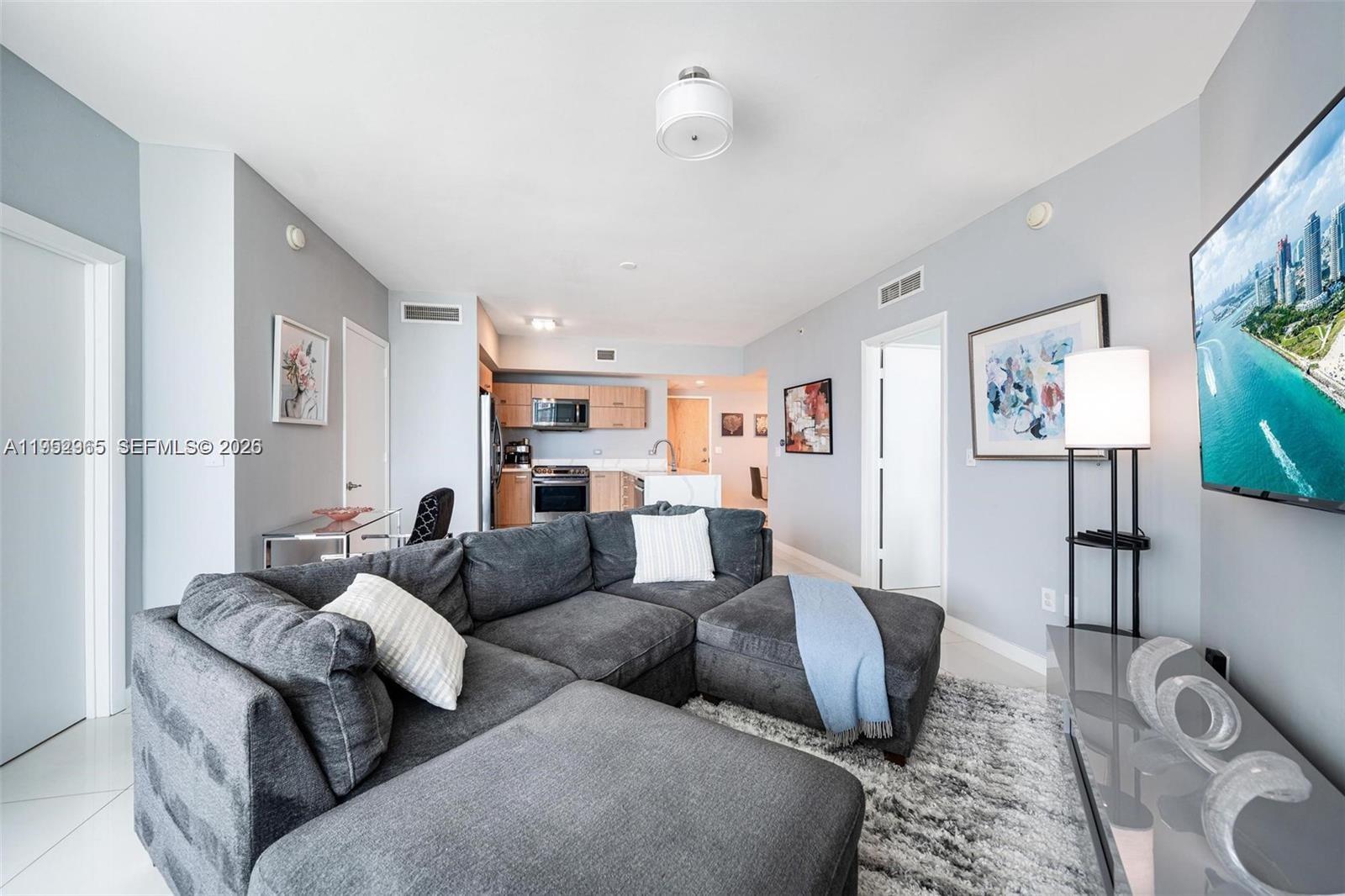 350 S Miami Ave Unit: 2505