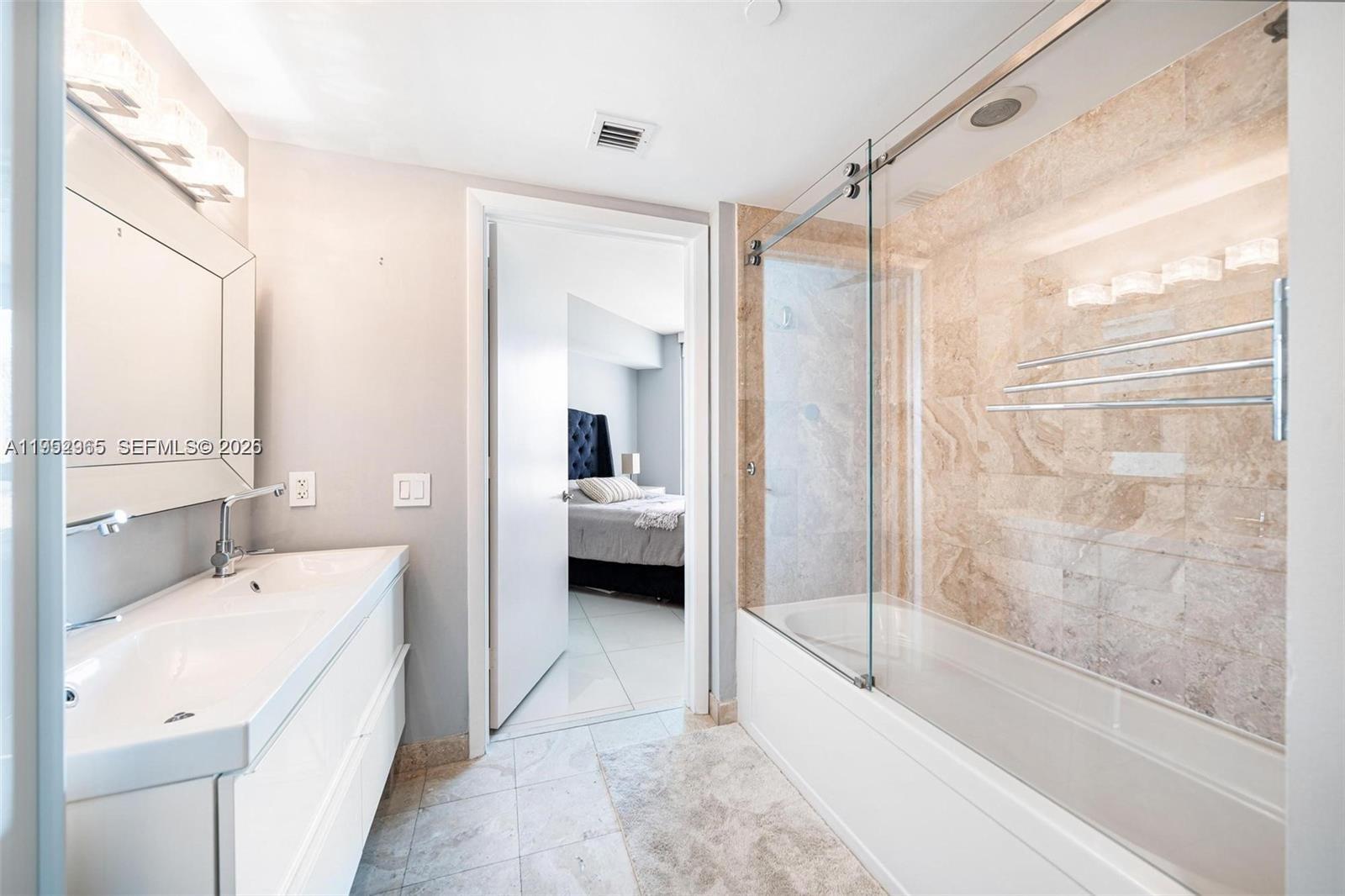 350 S Miami Ave Unit: 2505