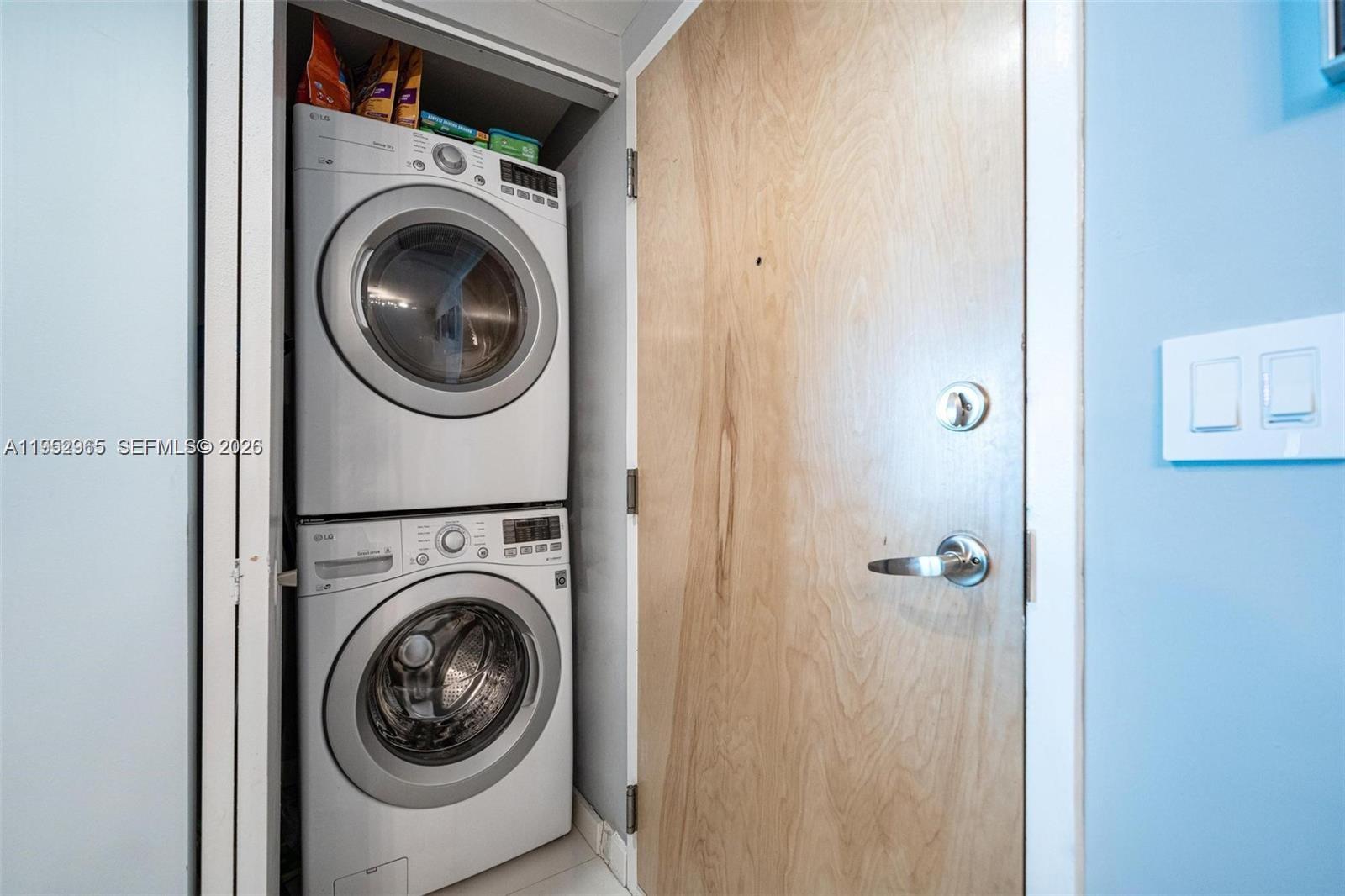 350 S Miami Ave Unit: 2505