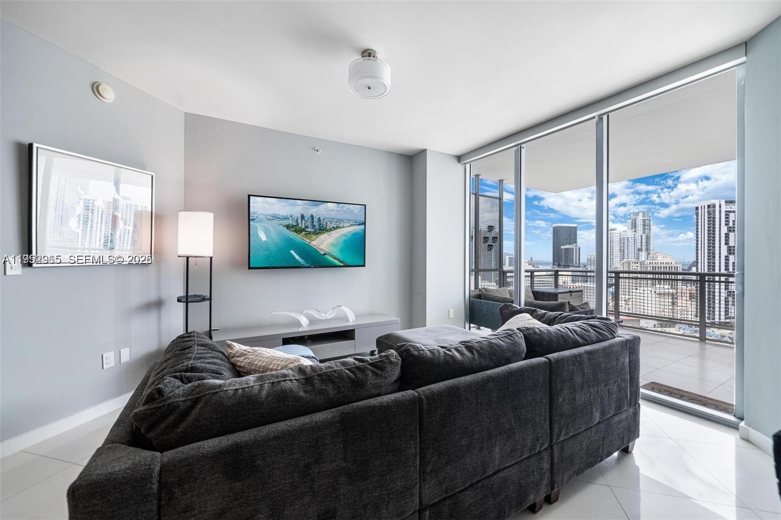 350 S Miami Ave Unit: 2505