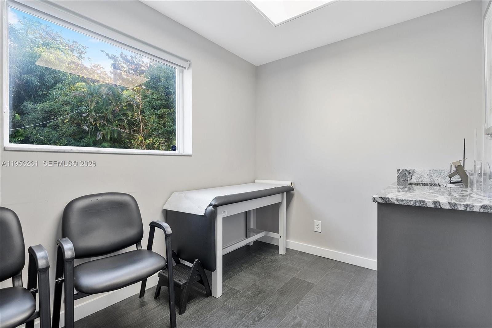 2482 SW Secoffee Ter