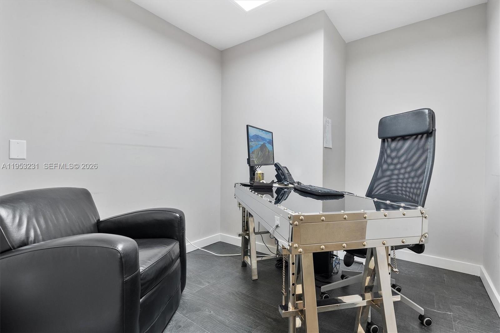 2482 SW Secoffee Ter