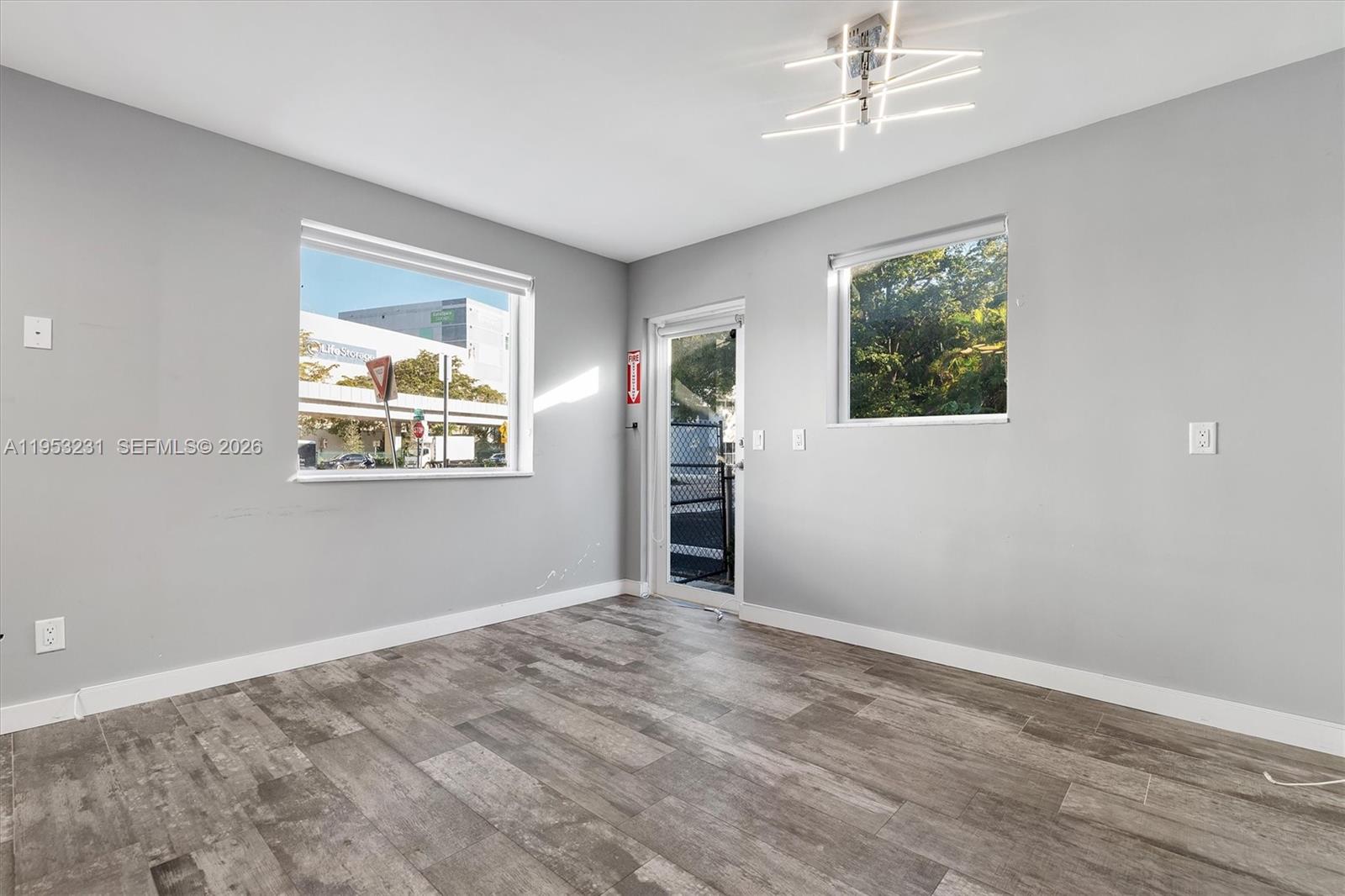 2482 SW Secoffee Ter