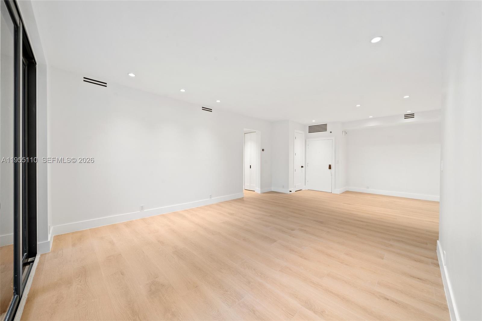 1111 Crandon Blvd # B103