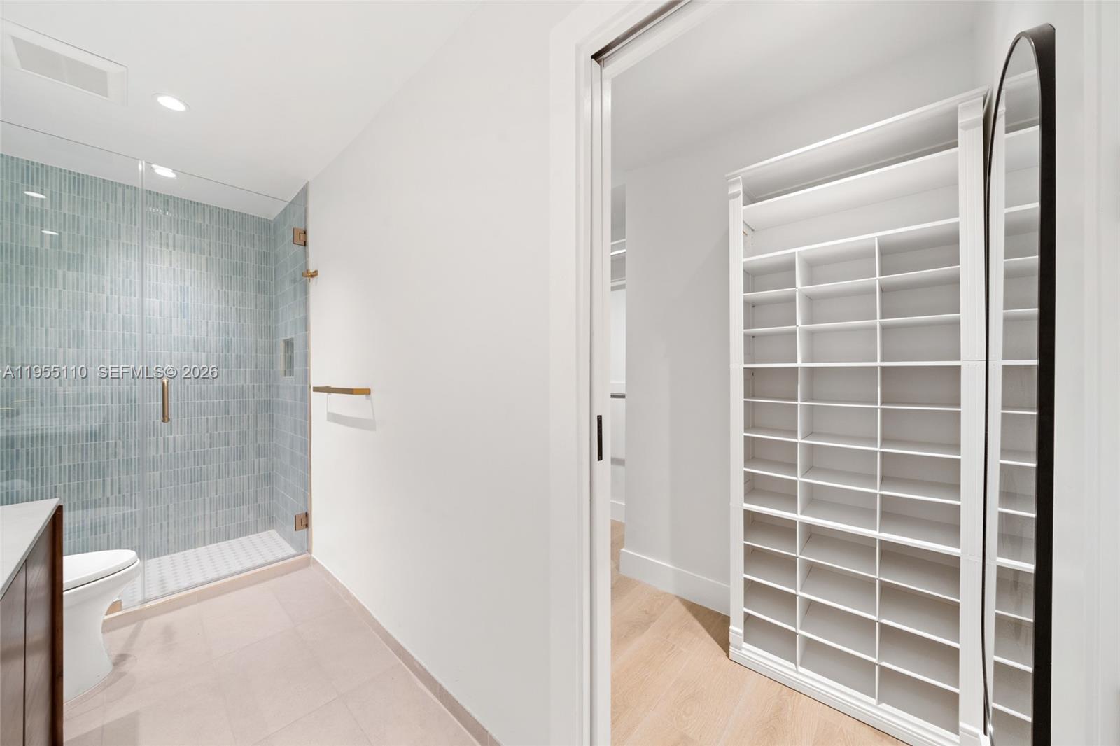 1111 Crandon Blvd # B103