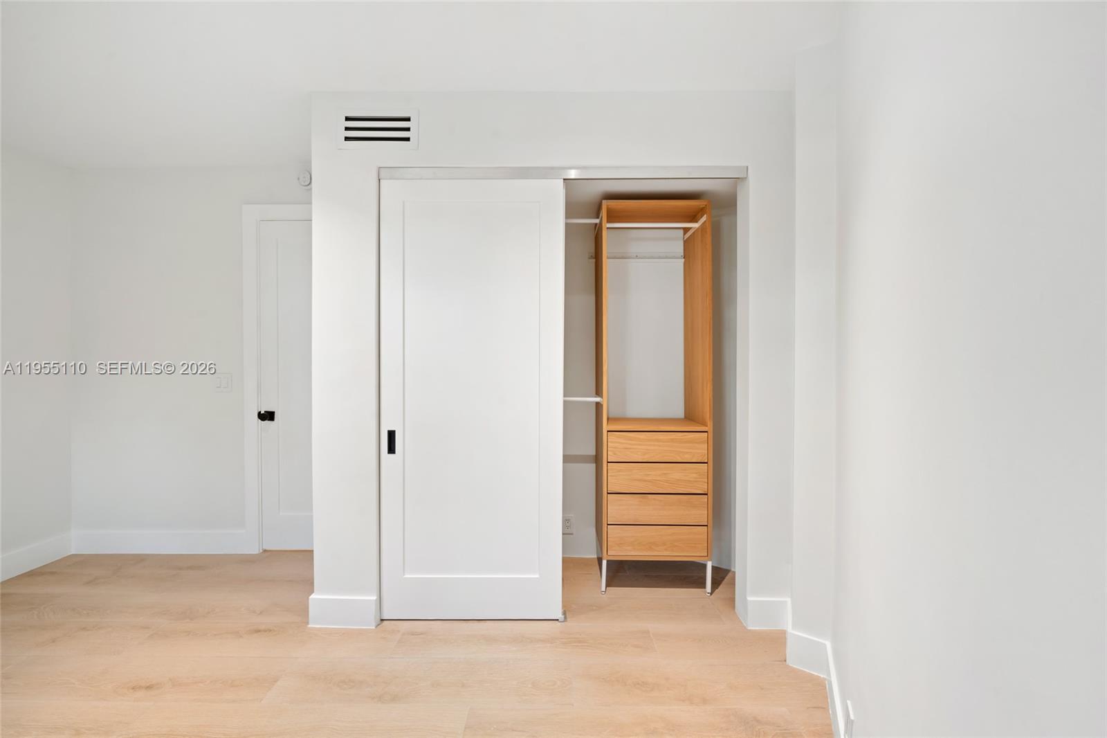 1111 Crandon Blvd # B103