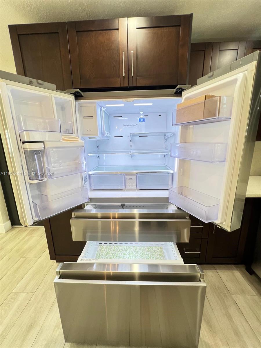 2726 SW 19th Ter # 2726