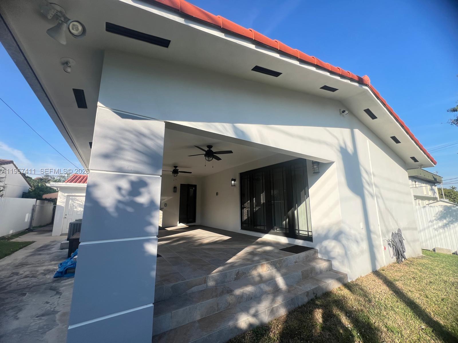 2726 SW 19th Ter # 2726