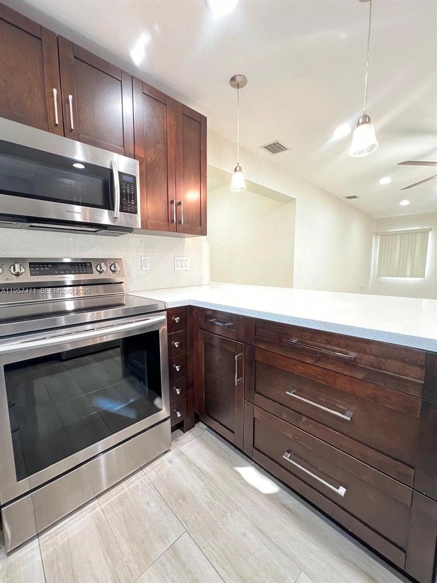 2726 SW 19th Ter # 2726