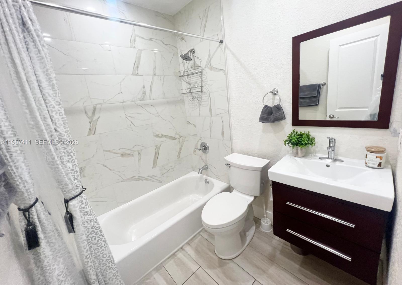 2726 SW 19th Ter # 2726