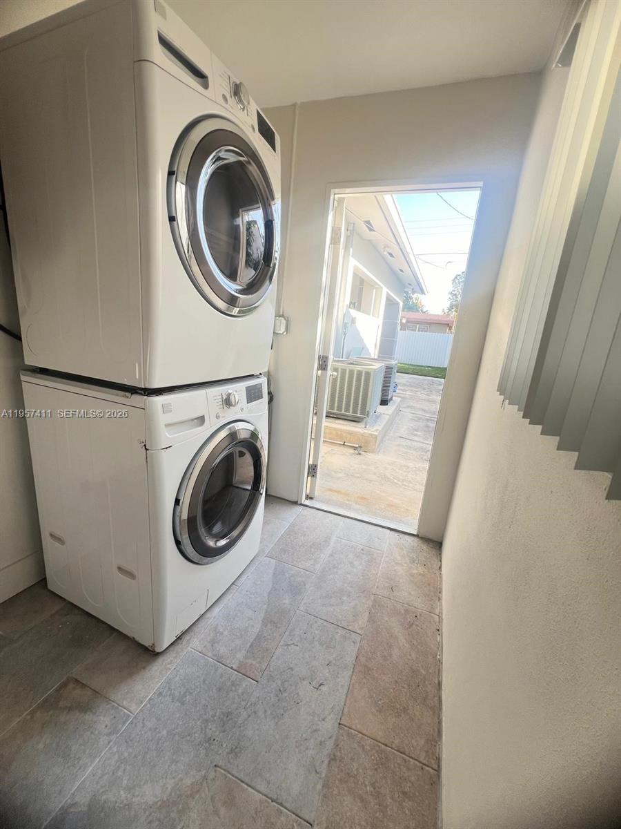 2726 SW 19th Ter # 2726