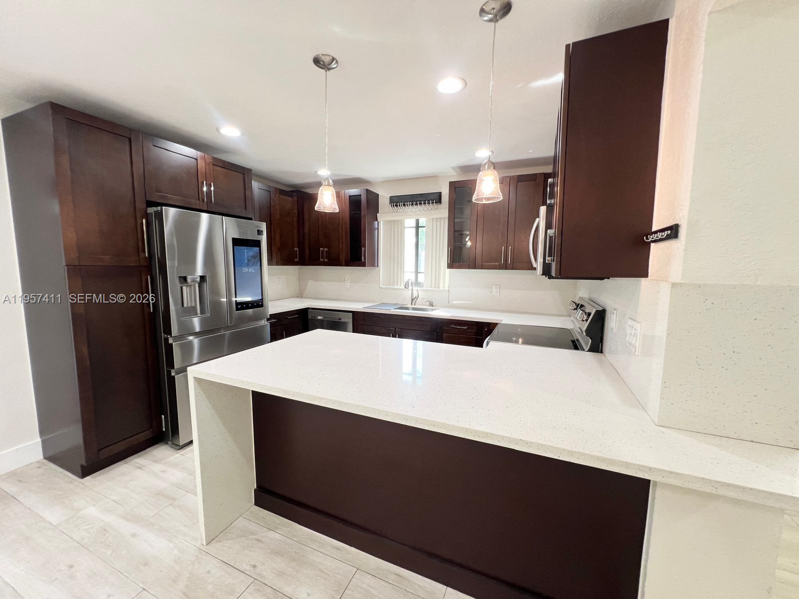 2726 SW 19th Ter # 2726