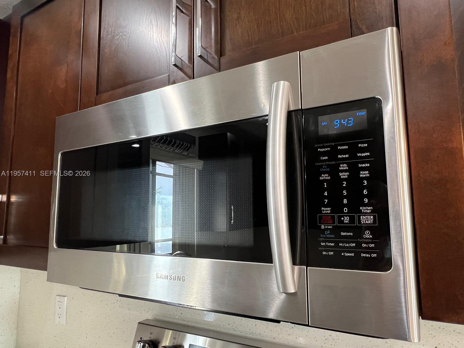 2726 SW 19th Ter # 2726