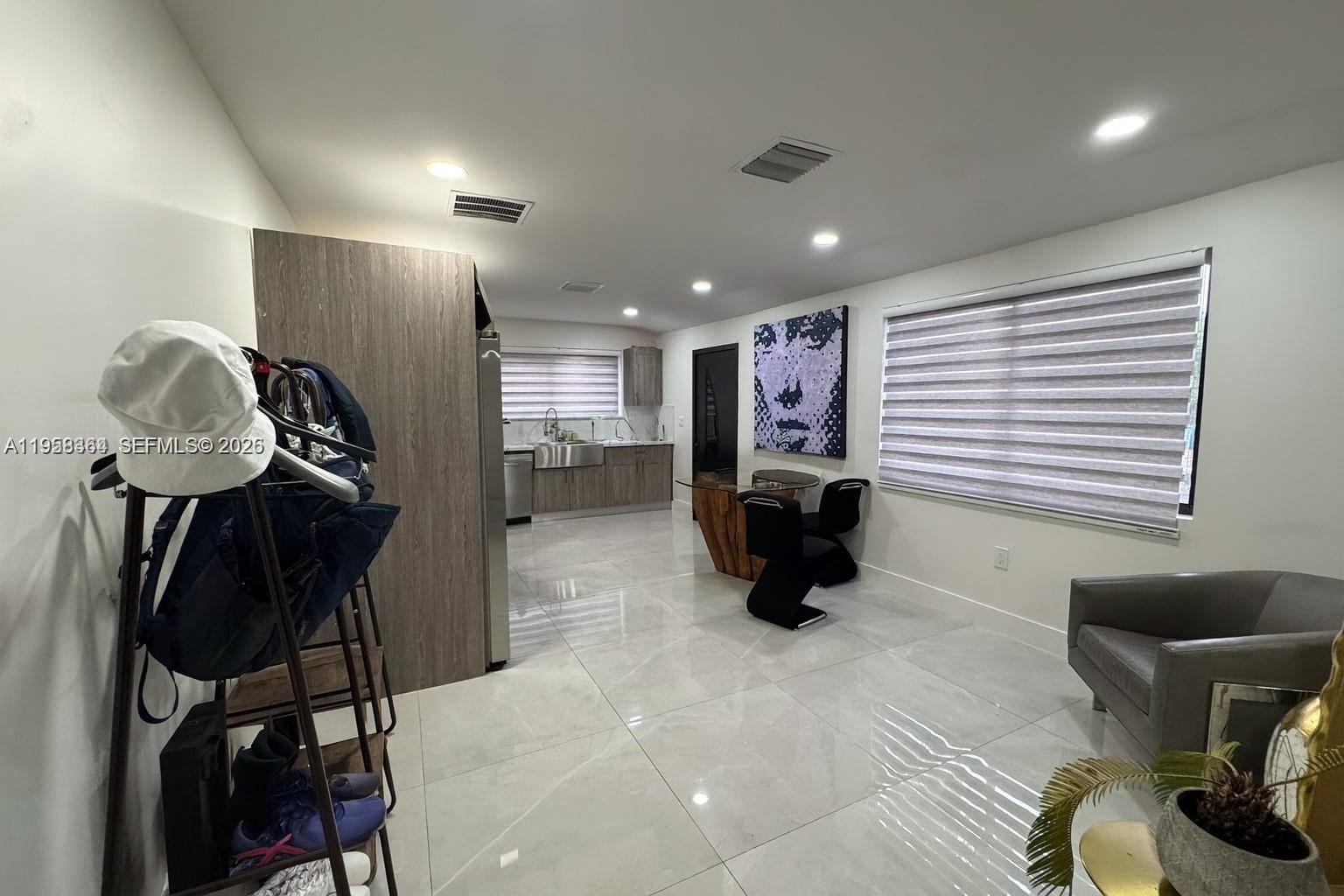 926 NW 59th St Unit: FRONT