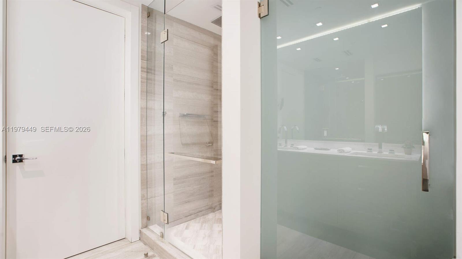 350 Ocean Dr # 1006N