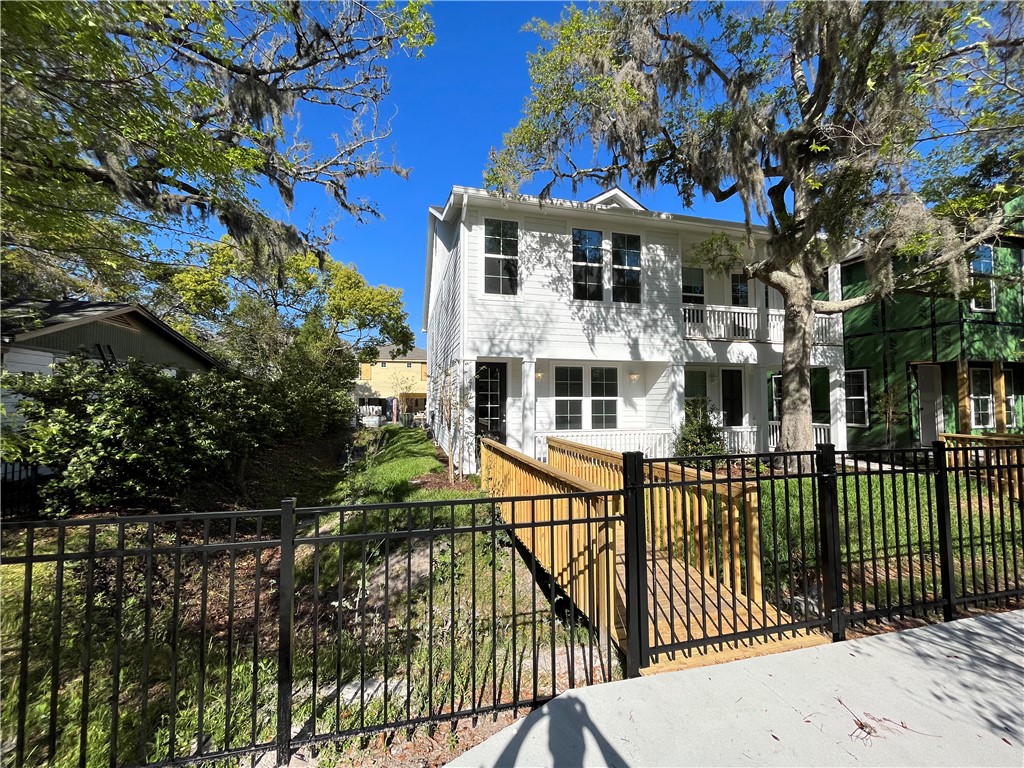 417 S 9TH STREET