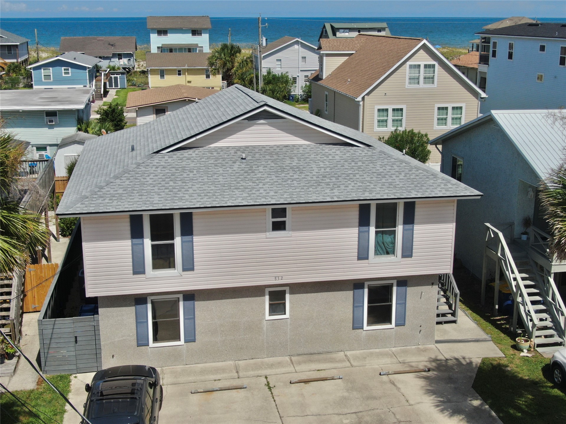 832 TARPON AVENUE
