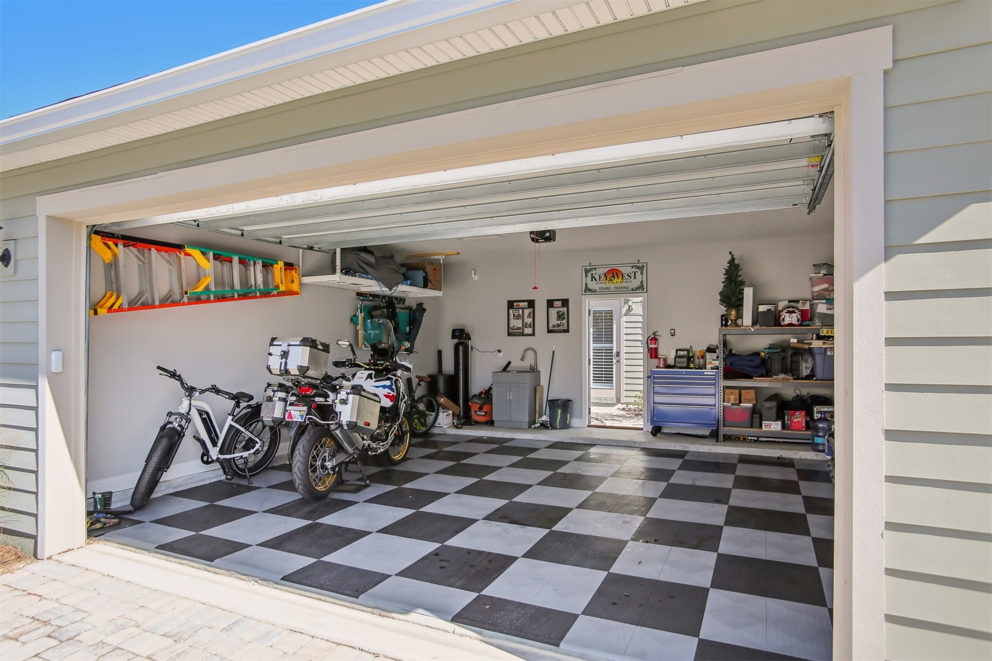 153 S 3RD STREET