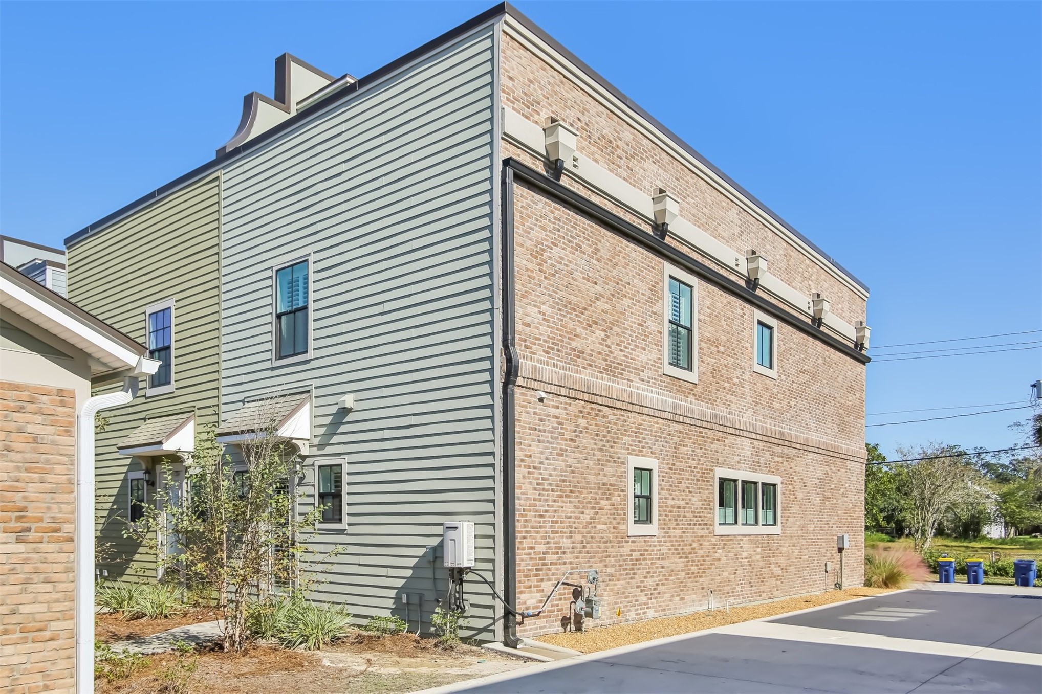 153 S 3RD STREET