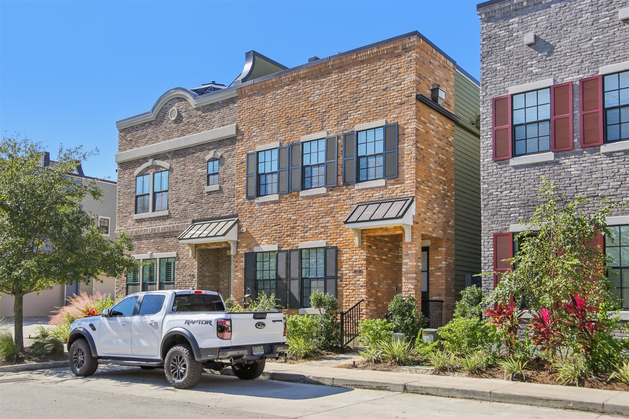 153 S 3RD STREET