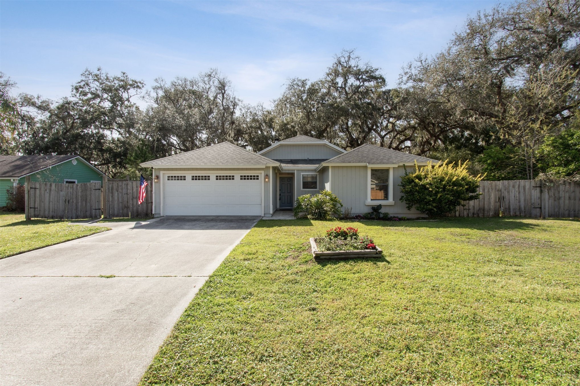 2027 BONNIE OAKS DRIVE