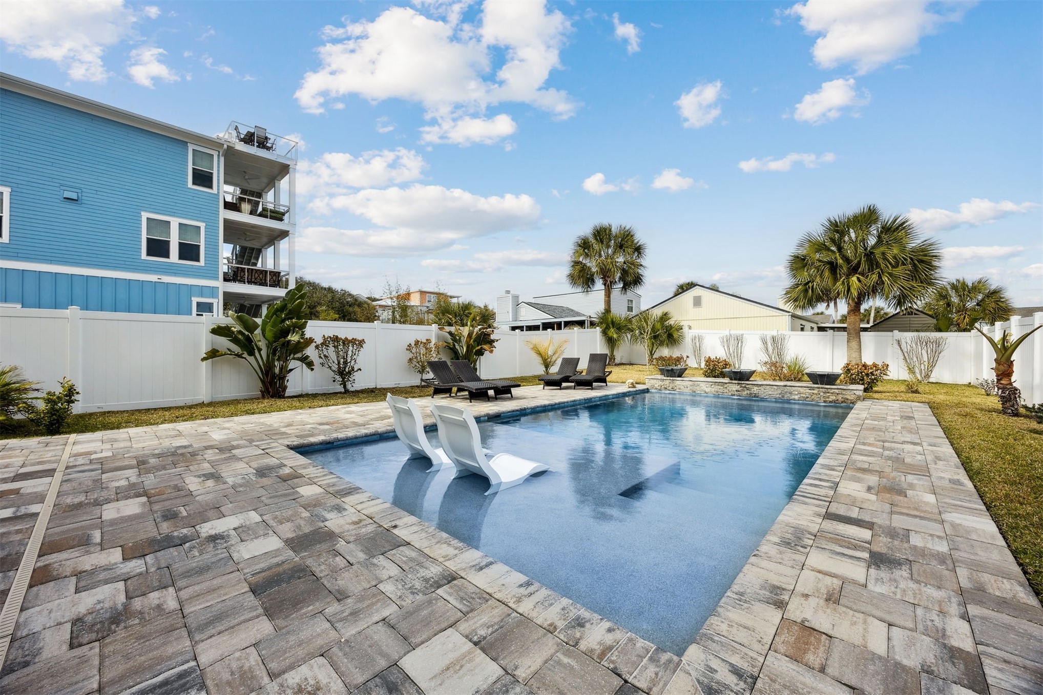 2701 SEA ISLAND TRACE