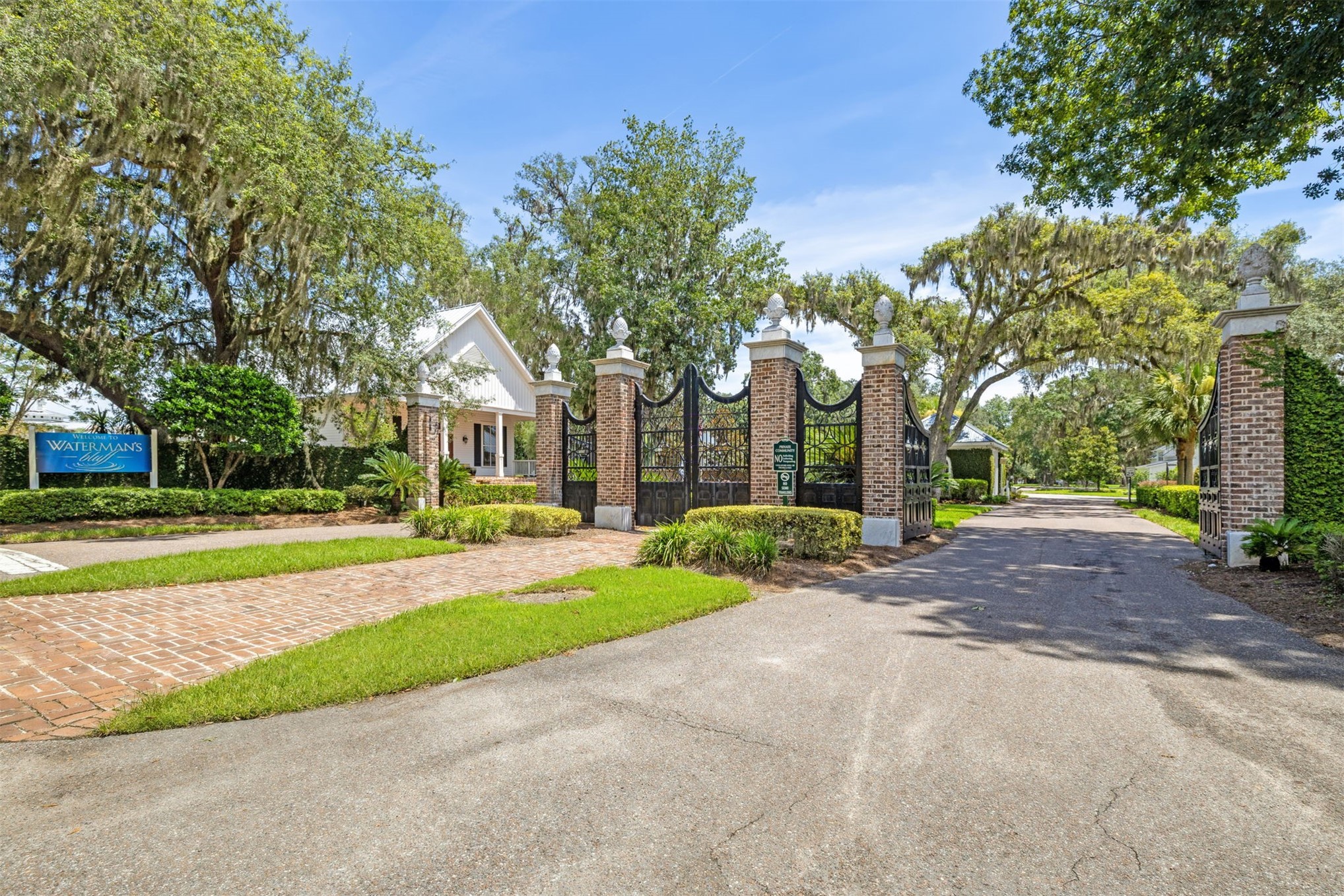 28903 GRANDVIEW MANOR