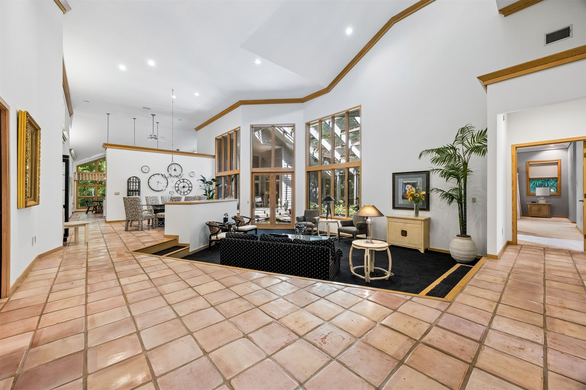 7 RAILROAD VINE ROAD