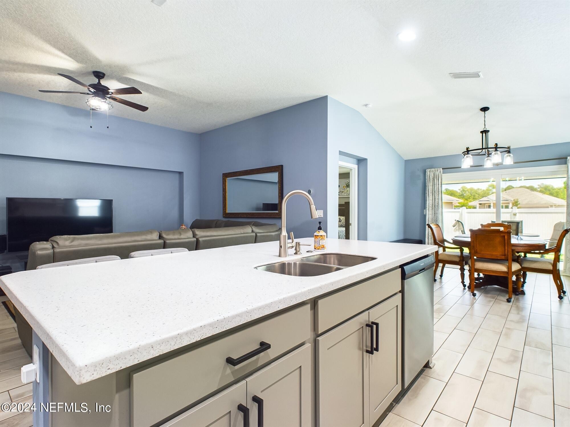 86752 LAZY LAKE Circle