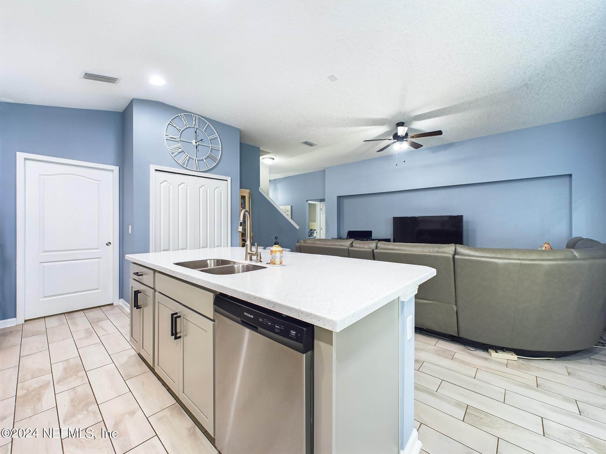 86752 LAZY LAKE Circle
