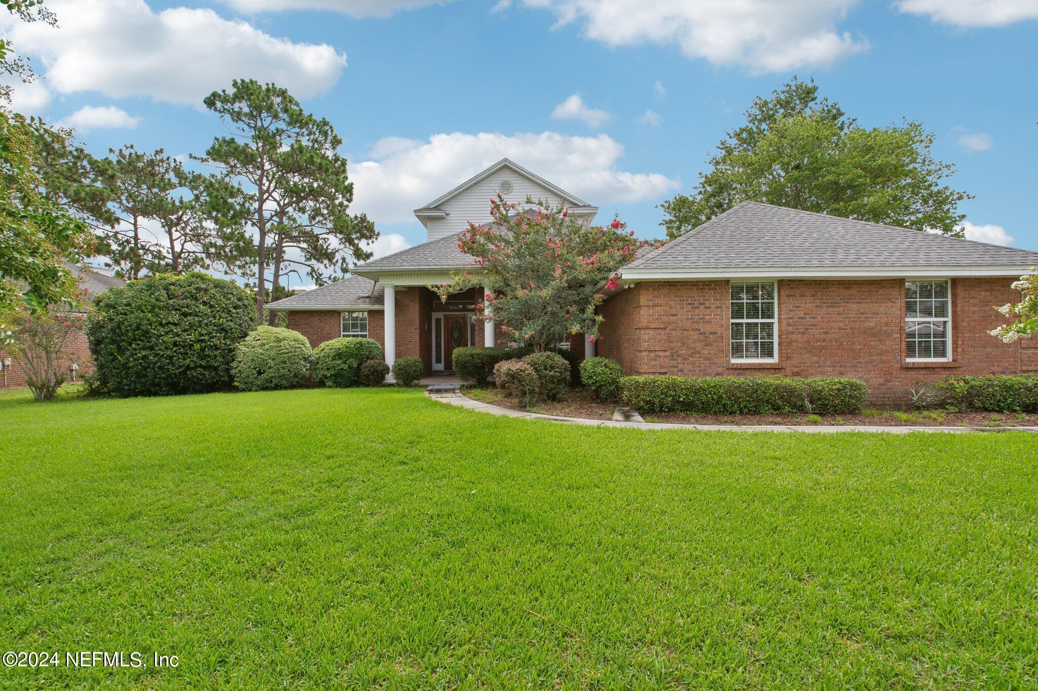 15763 NORTHSIDE Drive W