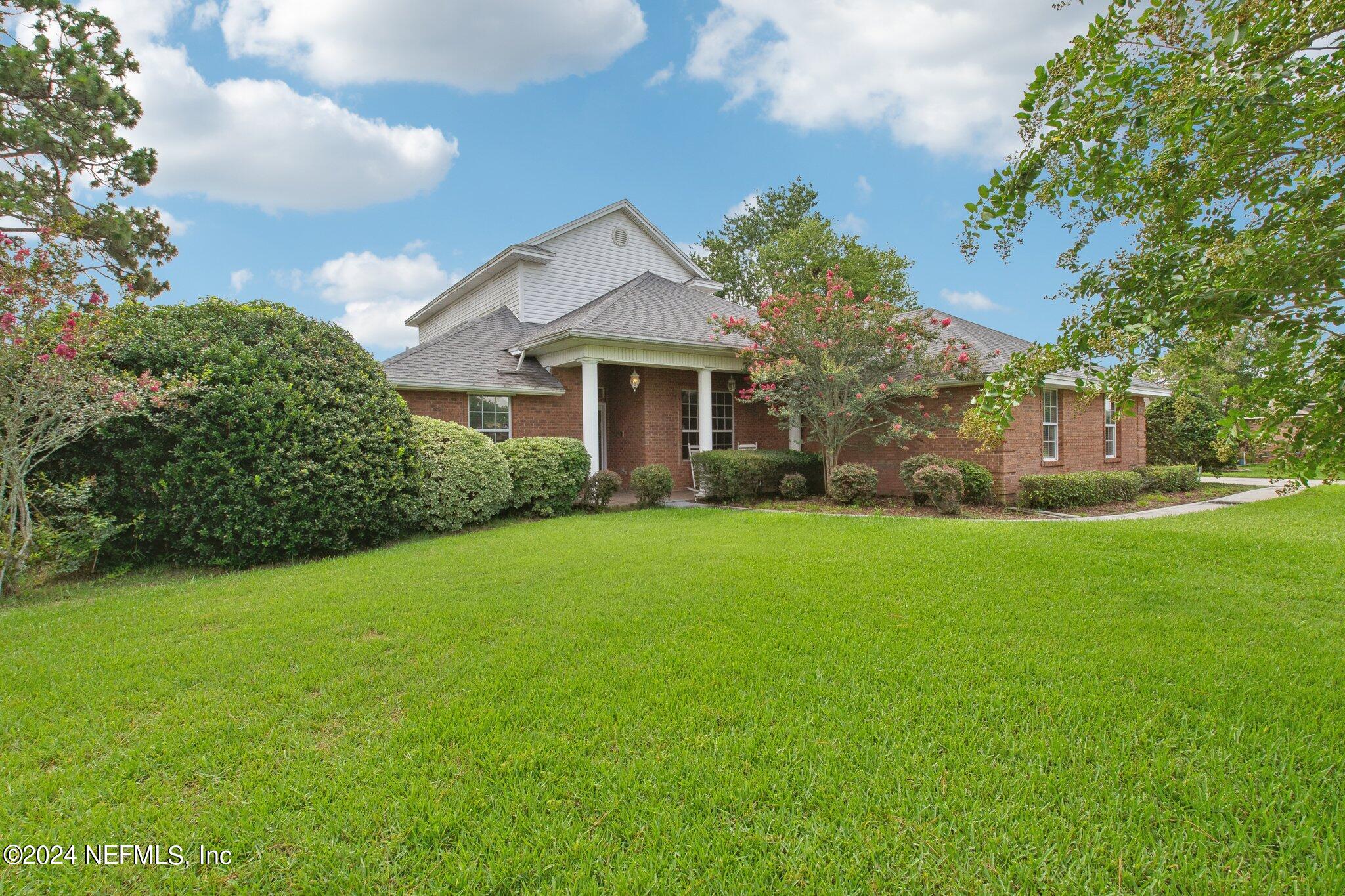 15763 NORTHSIDE Drive W