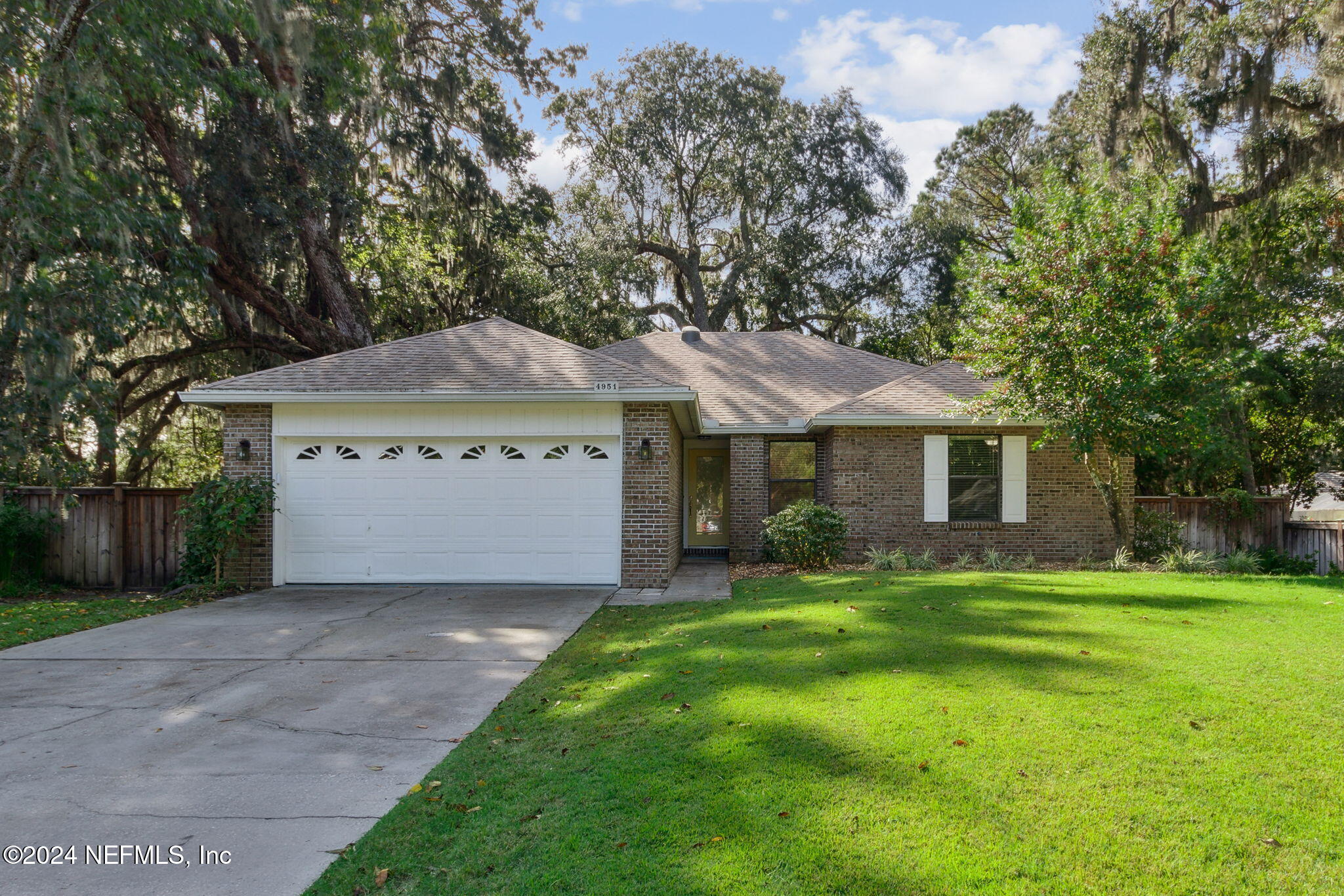 4951 WINDWARD Place