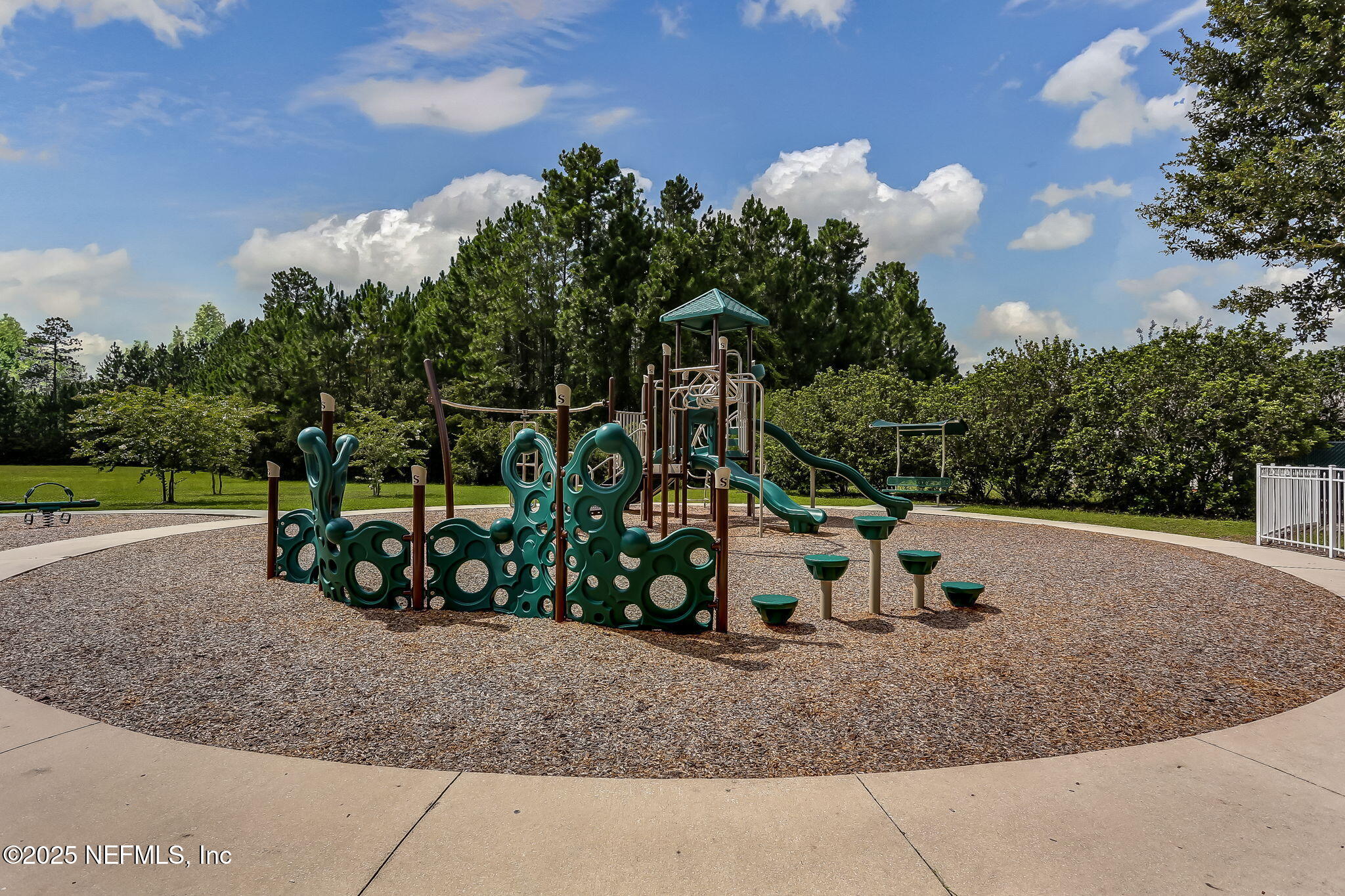 23999 CREEK PARKE Circle