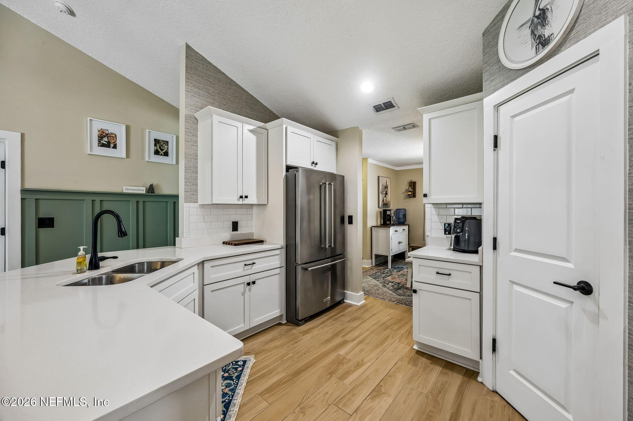 2816 BOB WHITE Lane
