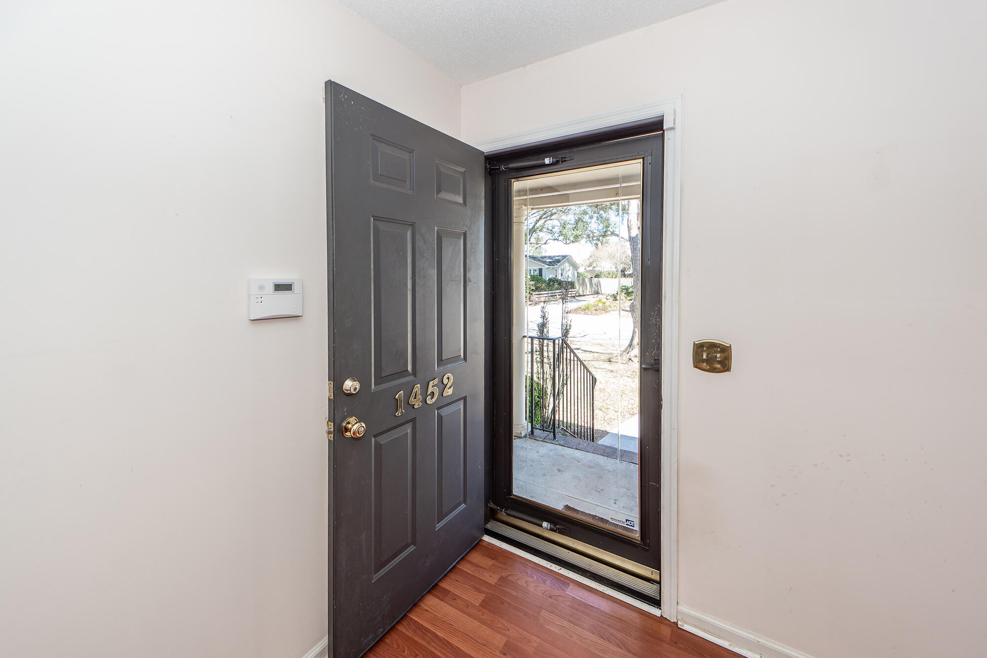 1452 Glencoe Drive