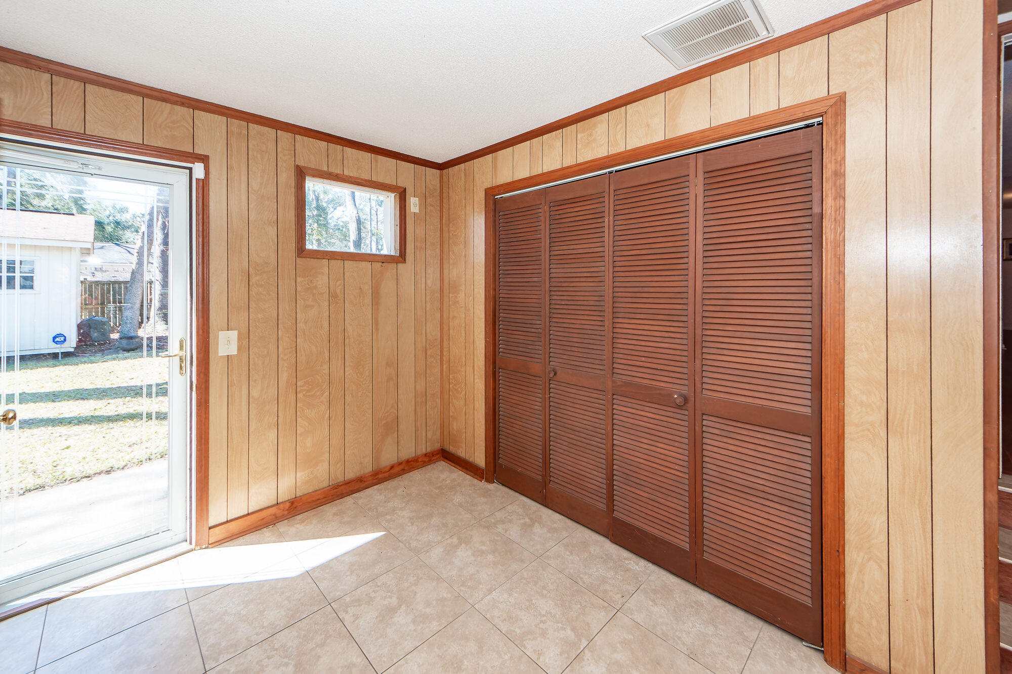 1452 Glencoe Drive