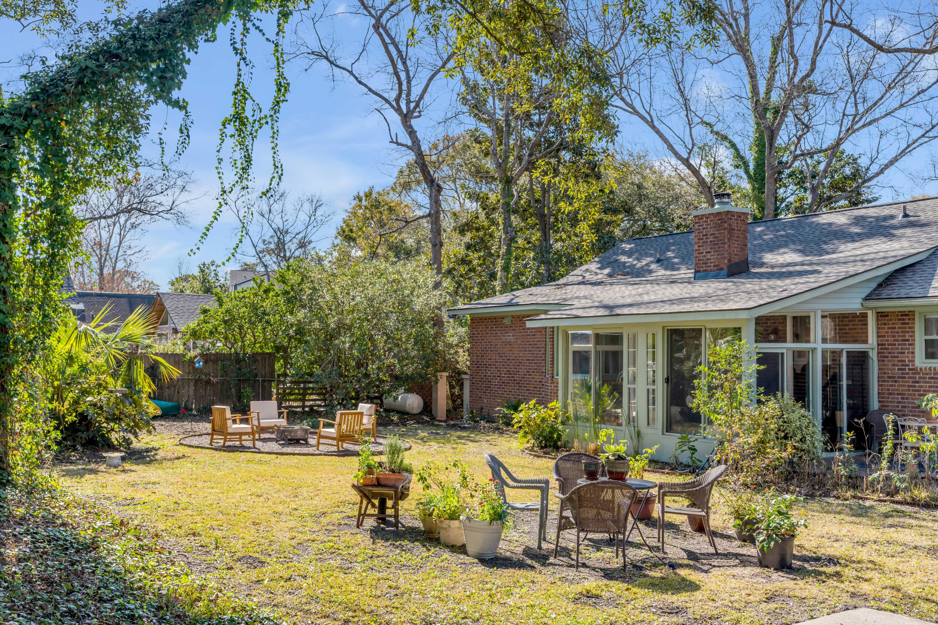 1228 Penny Circle