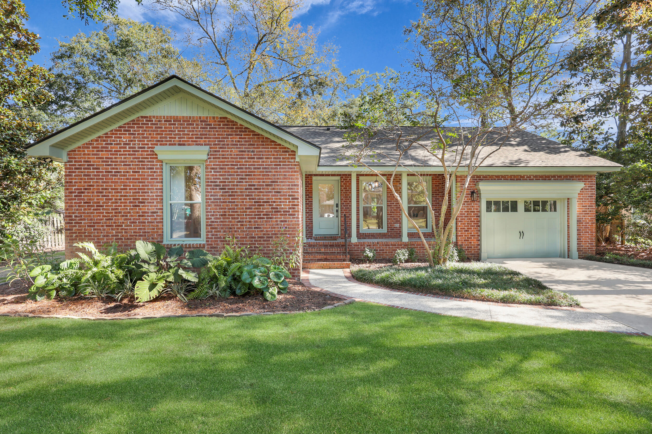 1228 Penny Circle