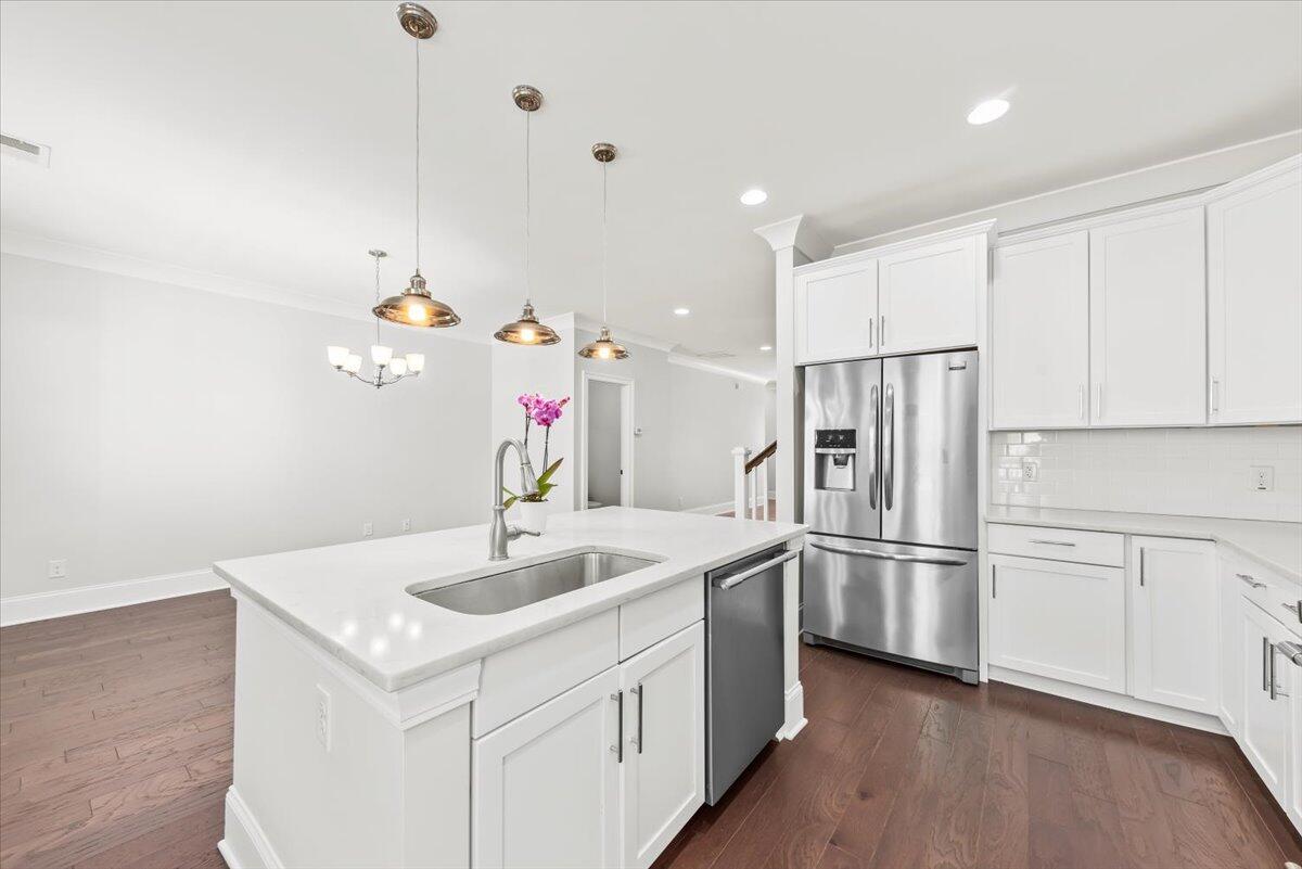 2200 Hamlin Sound Circle