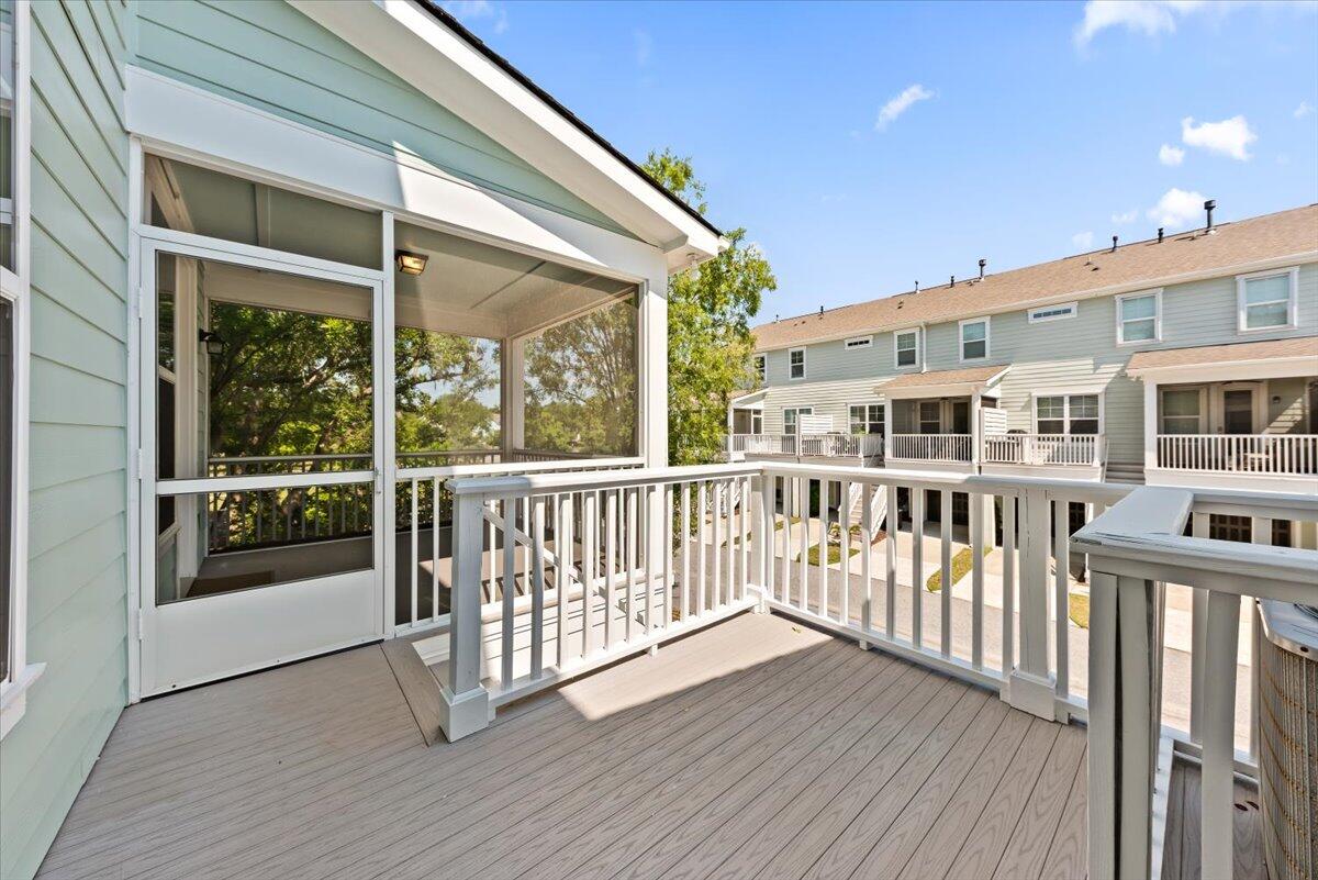 2200 Hamlin Sound Circle